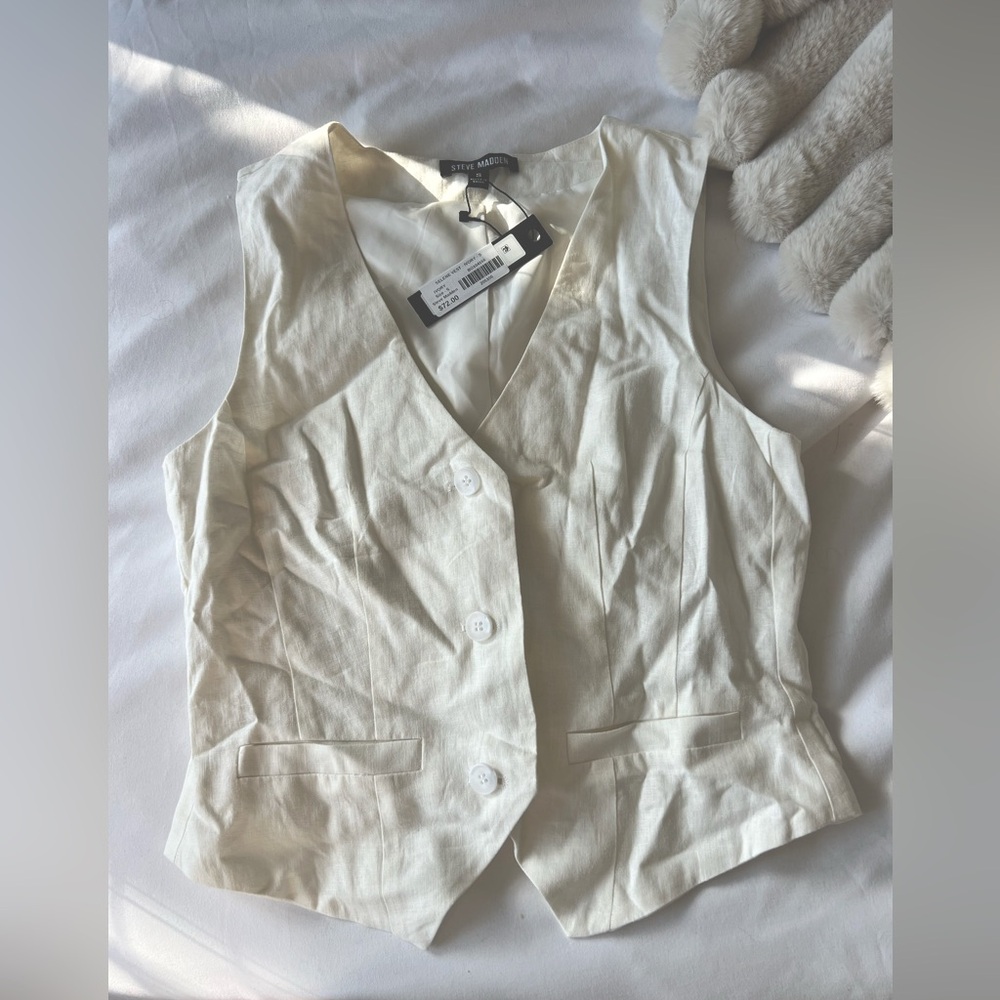 Steve Madden linen vest top white